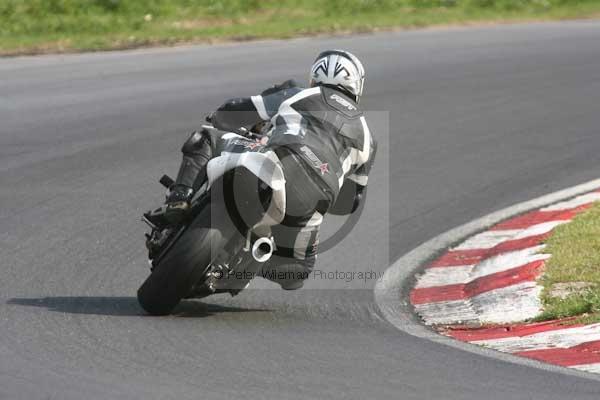 anglesey;brands hatch;cadwell park;croft;donington park;enduro digital images;event digital images;eventdigitalimages;mallory;no limits;oulton park;peter wileman photography;racing digital images;silverstone;snetterton;trackday digital images;trackday photos;vmcc banbury run