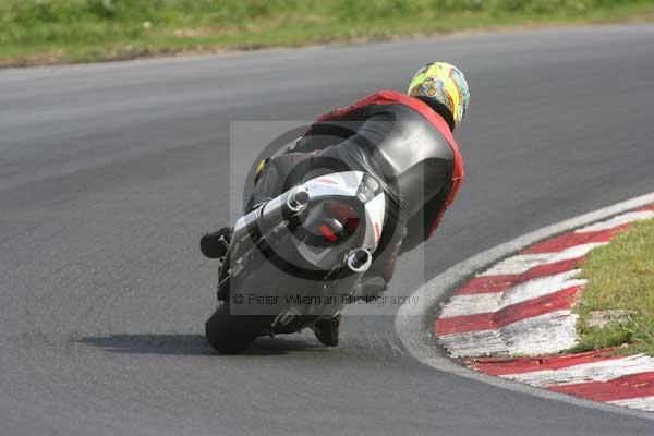 anglesey;brands hatch;cadwell park;croft;donington park;enduro digital images;event digital images;eventdigitalimages;mallory;no limits;oulton park;peter wileman photography;racing digital images;silverstone;snetterton;trackday digital images;trackday photos;vmcc banbury run