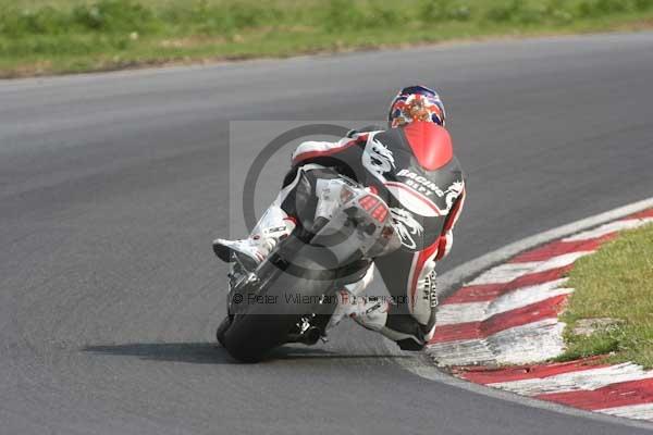 anglesey;brands hatch;cadwell park;croft;donington park;enduro digital images;event digital images;eventdigitalimages;mallory;no limits;oulton park;peter wileman photography;racing digital images;silverstone;snetterton;trackday digital images;trackday photos;vmcc banbury run