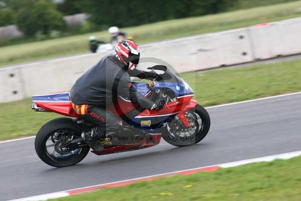 anglesey;brands hatch;cadwell park;croft;donington park;enduro digital images;event digital images;eventdigitalimages;mallory;no limits;oulton park;peter wileman photography;racing digital images;silverstone;snetterton;trackday digital images;trackday photos;vmcc banbury run