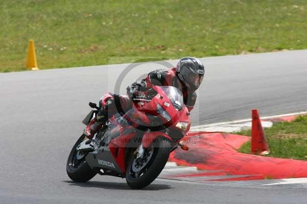 anglesey;brands hatch;cadwell park;croft;donington park;enduro digital images;event digital images;eventdigitalimages;mallory;no limits;oulton park;peter wileman photography;racing digital images;silverstone;snetterton;trackday digital images;trackday photos;vmcc banbury run