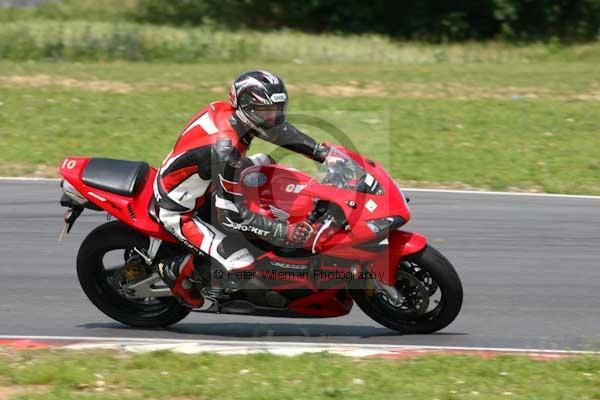 anglesey;brands hatch;cadwell park;croft;donington park;enduro digital images;event digital images;eventdigitalimages;mallory;no limits;oulton park;peter wileman photography;racing digital images;silverstone;snetterton;trackday digital images;trackday photos;vmcc banbury run