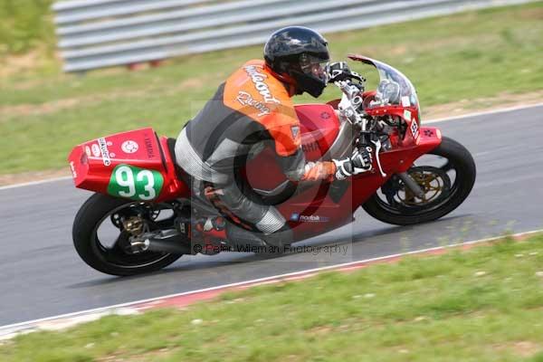 anglesey;brands hatch;cadwell park;croft;donington park;enduro digital images;event digital images;eventdigitalimages;mallory;no limits;oulton park;peter wileman photography;racing digital images;silverstone;snetterton;trackday digital images;trackday photos;vmcc banbury run