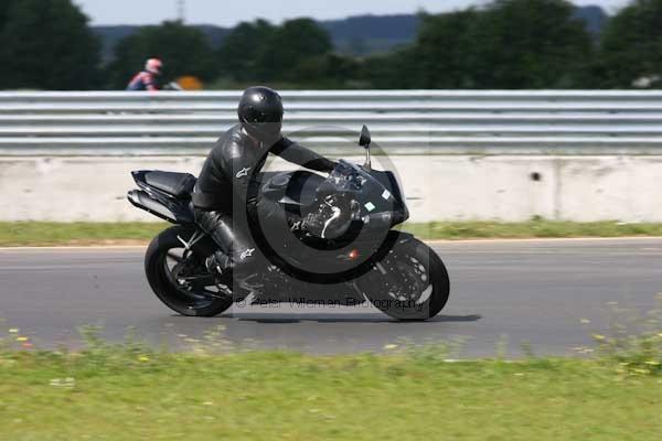 anglesey;brands hatch;cadwell park;croft;donington park;enduro digital images;event digital images;eventdigitalimages;mallory;no limits;oulton park;peter wileman photography;racing digital images;silverstone;snetterton;trackday digital images;trackday photos;vmcc banbury run