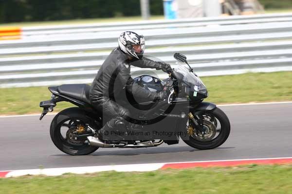 anglesey;brands hatch;cadwell park;croft;donington park;enduro digital images;event digital images;eventdigitalimages;mallory;no limits;oulton park;peter wileman photography;racing digital images;silverstone;snetterton;trackday digital images;trackday photos;vmcc banbury run