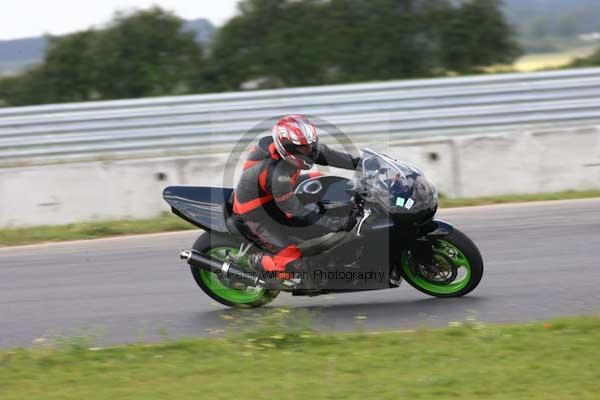 anglesey;brands hatch;cadwell park;croft;donington park;enduro digital images;event digital images;eventdigitalimages;mallory;no limits;oulton park;peter wileman photography;racing digital images;silverstone;snetterton;trackday digital images;trackday photos;vmcc banbury run