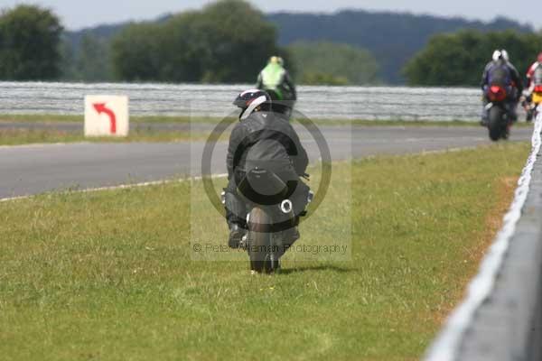 anglesey;brands hatch;cadwell park;croft;donington park;enduro digital images;event digital images;eventdigitalimages;mallory;no limits;oulton park;peter wileman photography;racing digital images;silverstone;snetterton;trackday digital images;trackday photos;vmcc banbury run