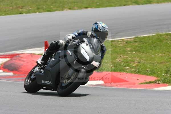 anglesey;brands hatch;cadwell park;croft;donington park;enduro digital images;event digital images;eventdigitalimages;mallory;no limits;oulton park;peter wileman photography;racing digital images;silverstone;snetterton;trackday digital images;trackday photos;vmcc banbury run