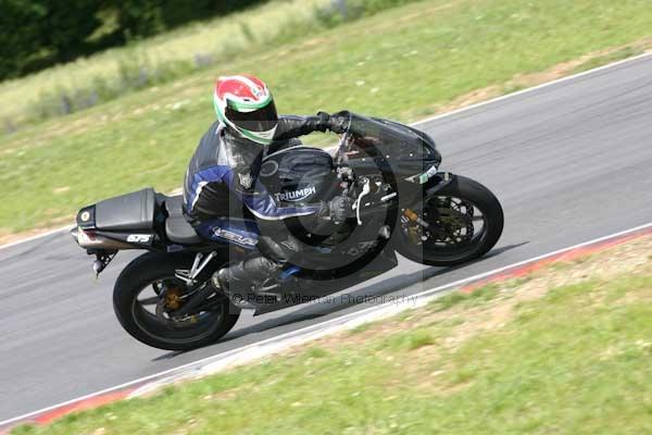 anglesey;brands hatch;cadwell park;croft;donington park;enduro digital images;event digital images;eventdigitalimages;mallory;no limits;oulton park;peter wileman photography;racing digital images;silverstone;snetterton;trackday digital images;trackday photos;vmcc banbury run