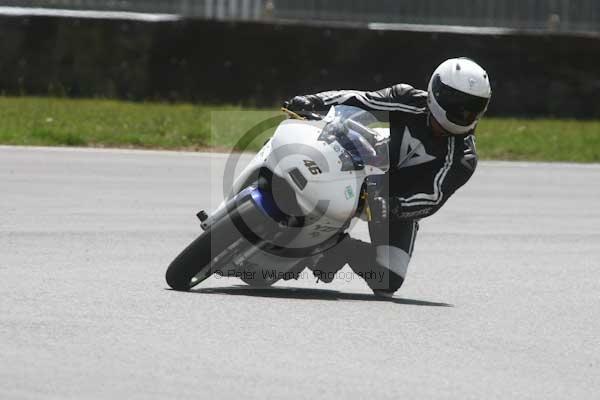 anglesey;brands hatch;cadwell park;croft;donington park;enduro digital images;event digital images;eventdigitalimages;mallory;no limits;oulton park;peter wileman photography;racing digital images;silverstone;snetterton;trackday digital images;trackday photos;vmcc banbury run