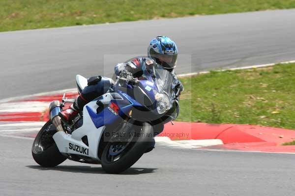 anglesey;brands hatch;cadwell park;croft;donington park;enduro digital images;event digital images;eventdigitalimages;mallory;no limits;oulton park;peter wileman photography;racing digital images;silverstone;snetterton;trackday digital images;trackday photos;vmcc banbury run