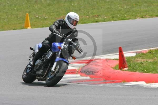 anglesey;brands hatch;cadwell park;croft;donington park;enduro digital images;event digital images;eventdigitalimages;mallory;no limits;oulton park;peter wileman photography;racing digital images;silverstone;snetterton;trackday digital images;trackday photos;vmcc banbury run