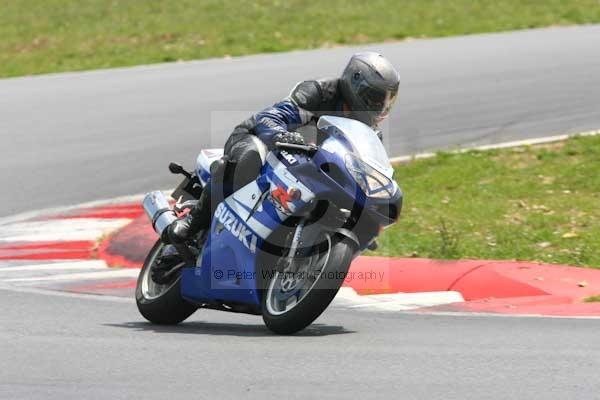 anglesey;brands hatch;cadwell park;croft;donington park;enduro digital images;event digital images;eventdigitalimages;mallory;no limits;oulton park;peter wileman photography;racing digital images;silverstone;snetterton;trackday digital images;trackday photos;vmcc banbury run