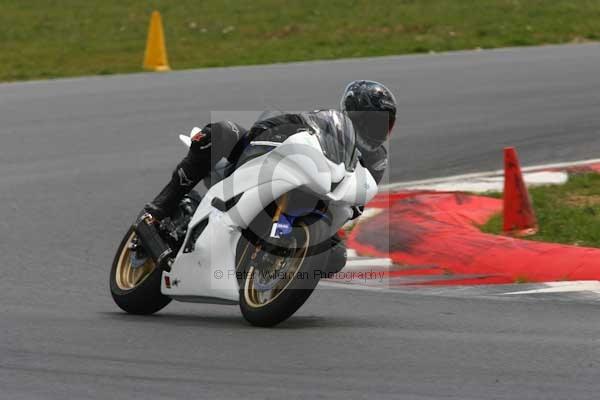 anglesey;brands hatch;cadwell park;croft;donington park;enduro digital images;event digital images;eventdigitalimages;mallory;no limits;oulton park;peter wileman photography;racing digital images;silverstone;snetterton;trackday digital images;trackday photos;vmcc banbury run