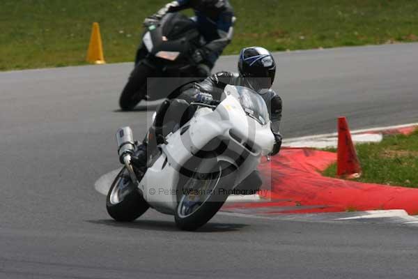 anglesey;brands hatch;cadwell park;croft;donington park;enduro digital images;event digital images;eventdigitalimages;mallory;no limits;oulton park;peter wileman photography;racing digital images;silverstone;snetterton;trackday digital images;trackday photos;vmcc banbury run
