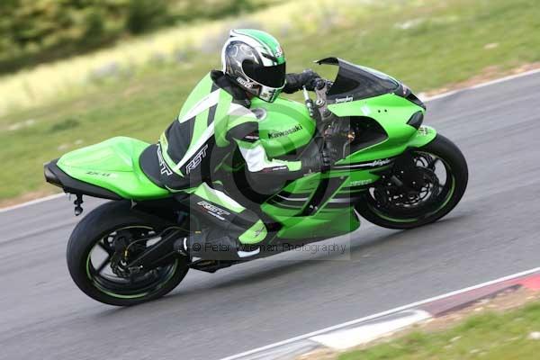 anglesey;brands hatch;cadwell park;croft;donington park;enduro digital images;event digital images;eventdigitalimages;mallory;no limits;oulton park;peter wileman photography;racing digital images;silverstone;snetterton;trackday digital images;trackday photos;vmcc banbury run