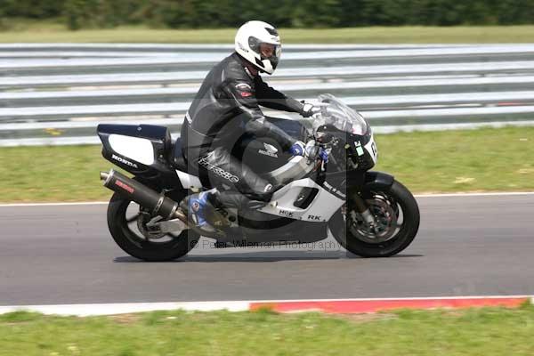 anglesey;brands hatch;cadwell park;croft;donington park;enduro digital images;event digital images;eventdigitalimages;mallory;no limits;oulton park;peter wileman photography;racing digital images;silverstone;snetterton;trackday digital images;trackday photos;vmcc banbury run