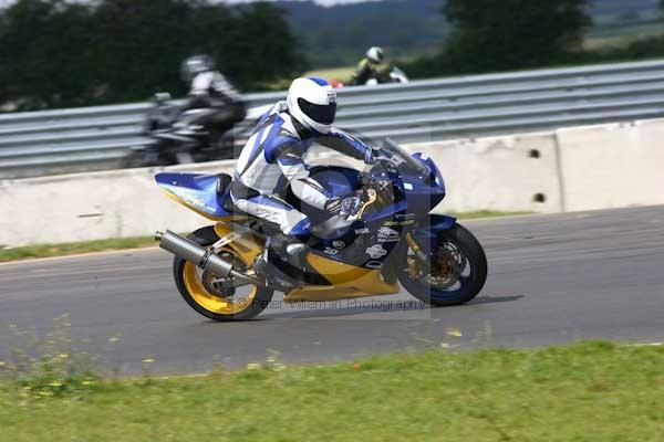 anglesey;brands hatch;cadwell park;croft;donington park;enduro digital images;event digital images;eventdigitalimages;mallory;no limits;oulton park;peter wileman photography;racing digital images;silverstone;snetterton;trackday digital images;trackday photos;vmcc banbury run