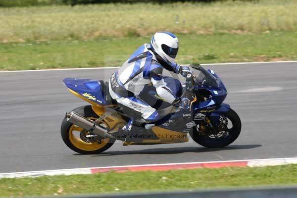 anglesey;brands hatch;cadwell park;croft;donington park;enduro digital images;event digital images;eventdigitalimages;mallory;no limits;oulton park;peter wileman photography;racing digital images;silverstone;snetterton;trackday digital images;trackday photos;vmcc banbury run