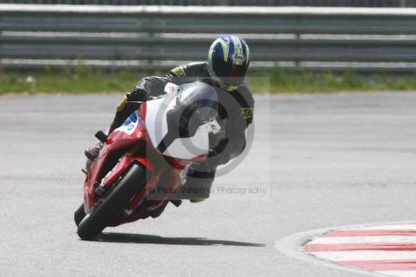 anglesey;brands hatch;cadwell park;croft;donington park;enduro digital images;event digital images;eventdigitalimages;mallory;no limits;oulton park;peter wileman photography;racing digital images;silverstone;snetterton;trackday digital images;trackday photos;vmcc banbury run