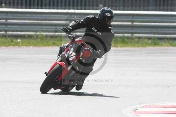 anglesey;brands hatch;cadwell park;croft;donington park;enduro digital images;event digital images;eventdigitalimages;mallory;no limits;oulton park;peter wileman photography;racing digital images;silverstone;snetterton;trackday digital images;trackday photos;vmcc banbury run