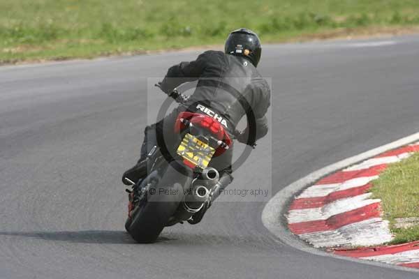 anglesey;brands hatch;cadwell park;croft;donington park;enduro digital images;event digital images;eventdigitalimages;mallory;no limits;oulton park;peter wileman photography;racing digital images;silverstone;snetterton;trackday digital images;trackday photos;vmcc banbury run