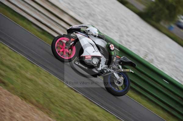 anglesey;brands hatch;cadwell park;croft;digital images;donington park;enduro;enduro digital images;event;event digital images;eventdigitalimages;mallory park;no limits;oulton park;peter wileman photography;racing;racing digital images;silverstone;snetterton;trackday;trackday digital images;trackday photos;vintage;vmcc banbury run;welsh 2 day enduro