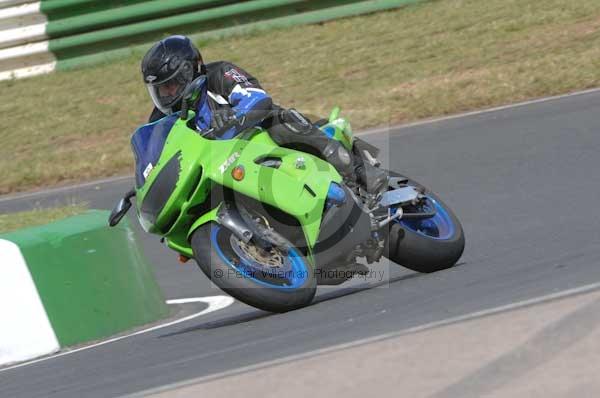 anglesey;brands hatch;cadwell park;croft;digital images;donington park;enduro;enduro digital images;event;event digital images;eventdigitalimages;mallory park;no limits;oulton park;peter wileman photography;racing;racing digital images;silverstone;snetterton;trackday;trackday digital images;trackday photos;vintage;vmcc banbury run;welsh 2 day enduro