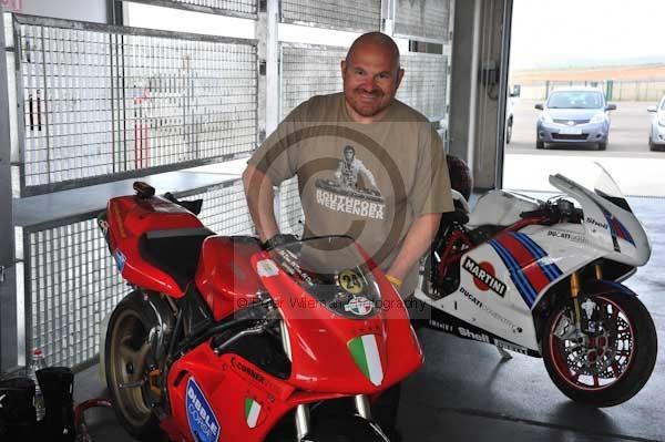 enduro digital images, endurodigitalimages, event digital images, eventdigitalimages, no limits, peter wileman photography, racing digital images, trackday digital images, trackday photos, vmcc banbury run