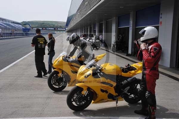 enduro digital images, endurodigitalimages, event digital images, eventdigitalimages, no limits, peter wileman photography, racing digital images, trackday digital images, trackday photos, vmcc banbury run