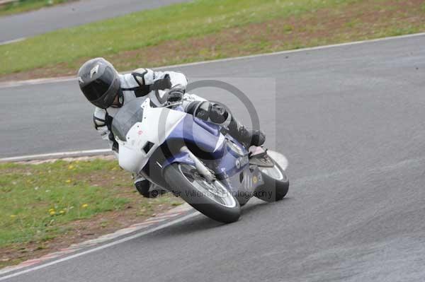 enduro digital images, endurodigitalimages, event digital images, eventdigitalimages, no limits, peter wileman photography, racing digital images, trackday digital images, trackday photos, vmcc banbury run