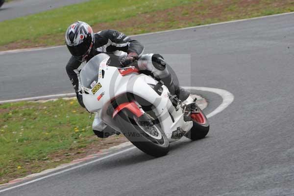 enduro digital images, endurodigitalimages, event digital images, eventdigitalimages, no limits, peter wileman photography, racing digital images, trackday digital images, trackday photos, vmcc banbury run