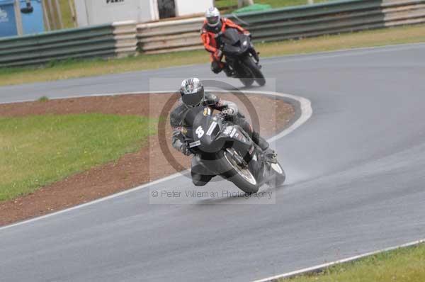 enduro digital images, endurodigitalimages, event digital images, eventdigitalimages, no limits, peter wileman photography, racing digital images, trackday digital images, trackday photos, vmcc banbury run