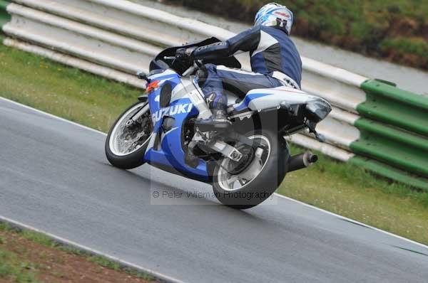 enduro digital images, endurodigitalimages, event digital images, eventdigitalimages, no limits, peter wileman photography, racing digital images, trackday digital images, trackday photos, vmcc banbury run