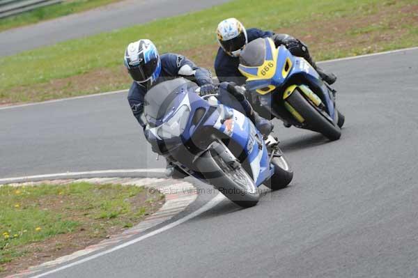 enduro digital images, endurodigitalimages, event digital images, eventdigitalimages, no limits, peter wileman photography, racing digital images, trackday digital images, trackday photos, vmcc banbury run