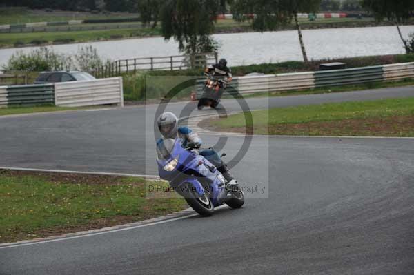 enduro digital images, endurodigitalimages, event digital images, eventdigitalimages, no limits, peter wileman photography, racing digital images, trackday digital images, trackday photos, vmcc banbury run