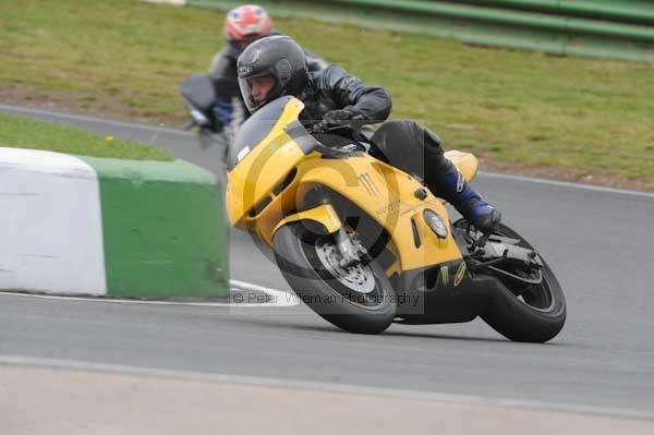 enduro digital images, endurodigitalimages, event digital images, eventdigitalimages, no limits, peter wileman photography, racing digital images, trackday digital images, trackday photos, vmcc banbury run