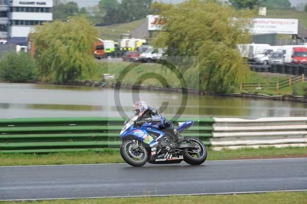enduro digital images, endurodigitalimages, event digital images, eventdigitalimages, no limits, peter wileman photography, racing digital images, trackday digital images, trackday photos, vmcc banbury run