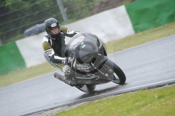 enduro digital images, endurodigitalimages, event digital images, eventdigitalimages, no limits, peter wileman photography, racing digital images, trackday digital images, trackday photos, vmcc banbury run