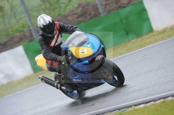 enduro digital images, endurodigitalimages, event digital images, eventdigitalimages, no limits, peter wileman photography, racing digital images, trackday digital images, trackday photos, vmcc banbury run