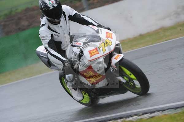 enduro digital images, endurodigitalimages, event digital images, eventdigitalimages, no limits, peter wileman photography, racing digital images, trackday digital images, trackday photos, vmcc banbury run