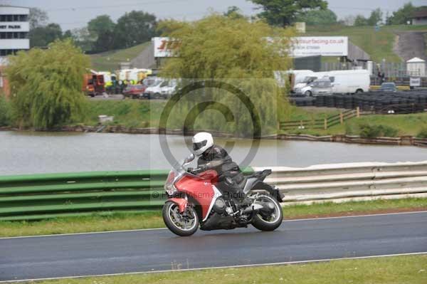 enduro digital images, endurodigitalimages, event digital images, eventdigitalimages, no limits, peter wileman photography, racing digital images, trackday digital images, trackday photos, vmcc banbury run