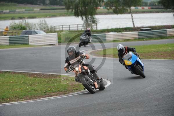 enduro digital images, endurodigitalimages, event digital images, eventdigitalimages, no limits, peter wileman photography, racing digital images, trackday digital images, trackday photos, vmcc banbury run