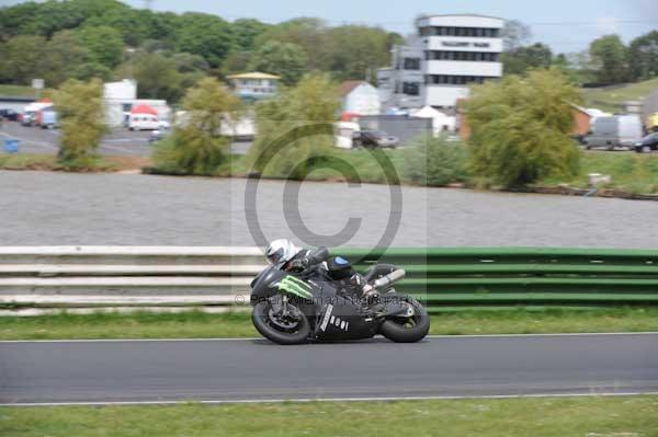 enduro digital images, endurodigitalimages, event digital images, eventdigitalimages, no limits, peter wileman photography, racing digital images, trackday digital images, trackday photos, vmcc banbury run