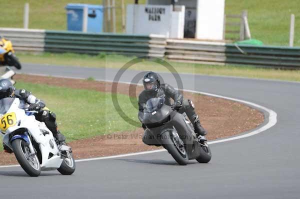 enduro digital images, endurodigitalimages, event digital images, eventdigitalimages, no limits, peter wileman photography, racing digital images, trackday digital images, trackday photos, vmcc banbury run