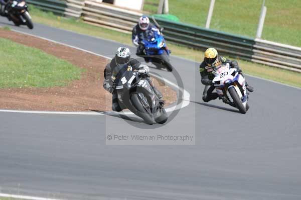 enduro digital images, endurodigitalimages, event digital images, eventdigitalimages, no limits, peter wileman photography, racing digital images, trackday digital images, trackday photos, vmcc banbury run