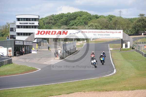 enduro digital images, endurodigitalimages, event digital images, eventdigitalimages, no limits, peter wileman photography, racing digital images, trackday digital images, trackday photos, vmcc banbury run