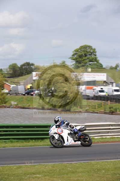 enduro digital images, endurodigitalimages, event digital images, eventdigitalimages, no limits, peter wileman photography, racing digital images, trackday digital images, trackday photos, vmcc banbury run