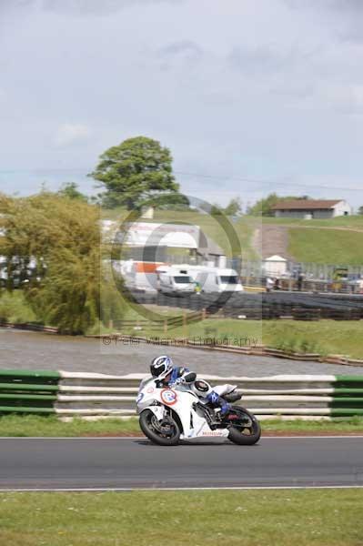 enduro digital images, endurodigitalimages, event digital images, eventdigitalimages, no limits, peter wileman photography, racing digital images, trackday digital images, trackday photos, vmcc banbury run