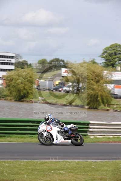 enduro digital images, endurodigitalimages, event digital images, eventdigitalimages, no limits, peter wileman photography, racing digital images, trackday digital images, trackday photos, vmcc banbury run